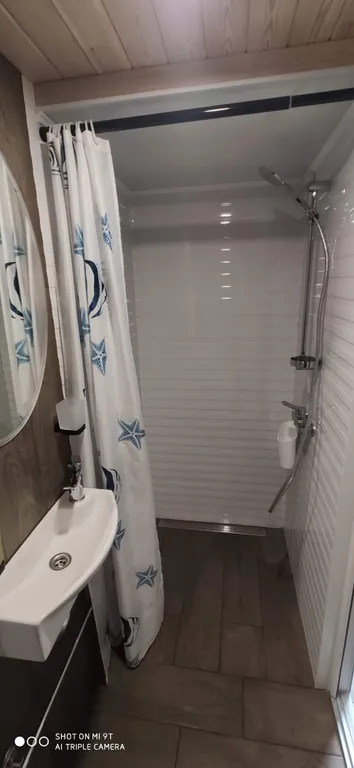 Студия в тенистом саду