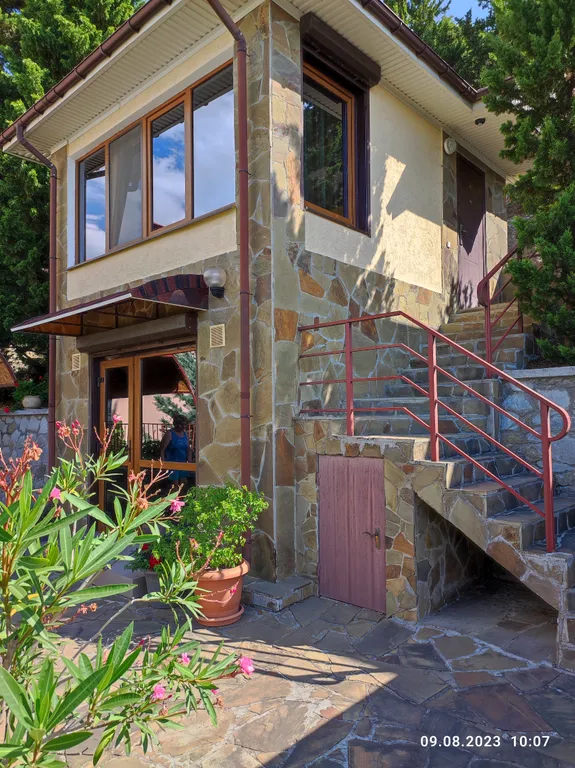 Коттедж 1-комнатный Дом — аренда посуточно в Гурзуф