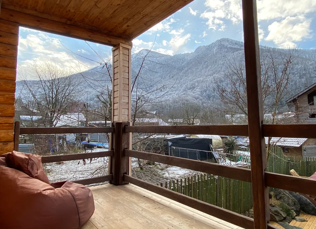 Аутентичный номер standard с балконом, видом на горы, с ванной, №2