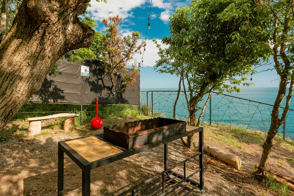 Панорамные апартаменты делюкс с террасой и видом на парк