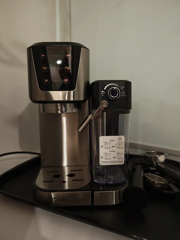 Квартира со свежим ремонтом и новой техникой в самом центре г.Кировск