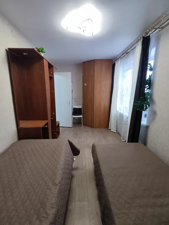 Уютная тёплая, укомплектованная двухкомнатная квартира в центре города