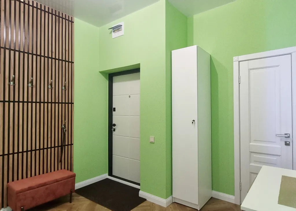 Рыжий Кот ЛОКО (просторная квартира с двумя изолированными спальнями)