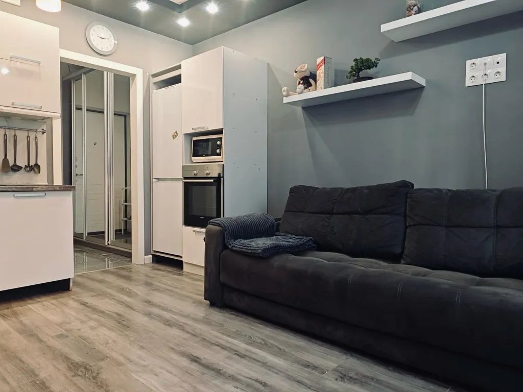 Студия- оттенки серого