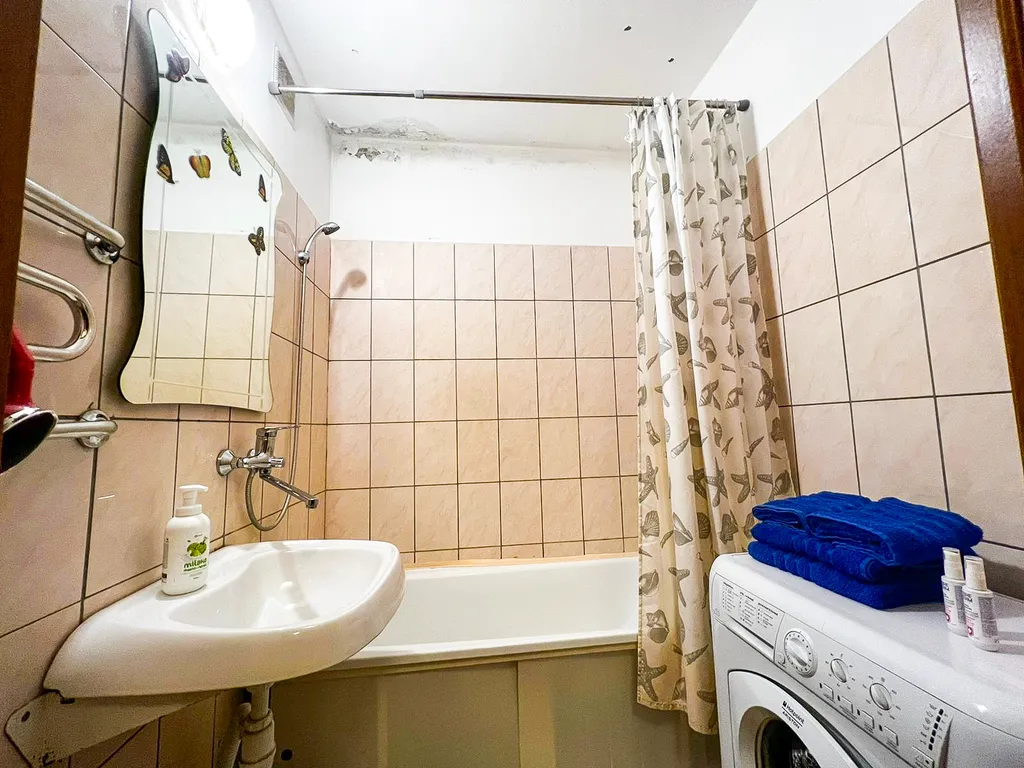 Прекрасная двушка рядом с Мегой