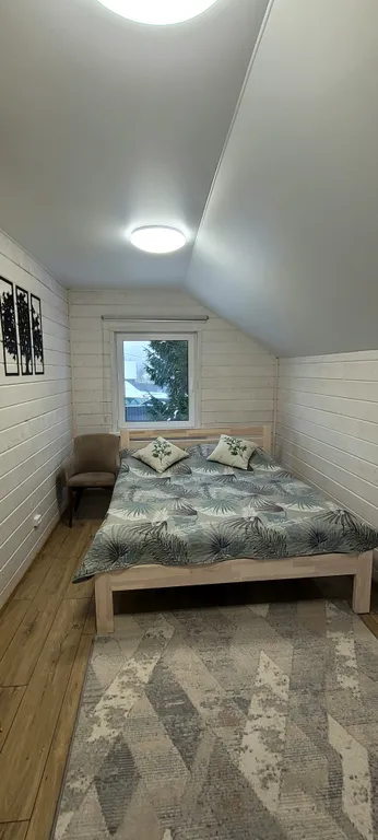 Уютный дом с банным домиком рядом с лесом