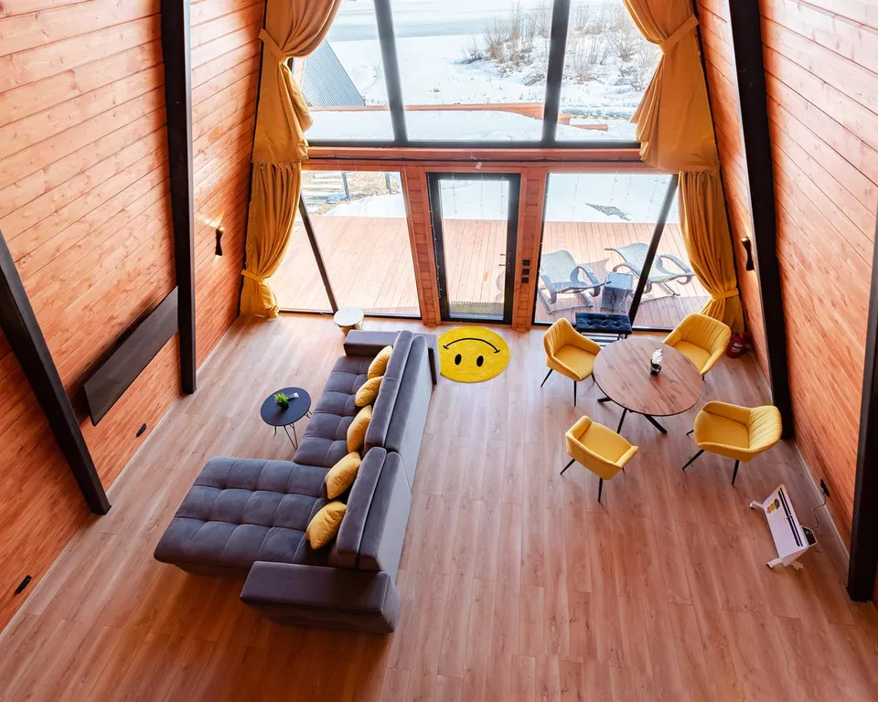 Треугольный дом А-фрейм рица