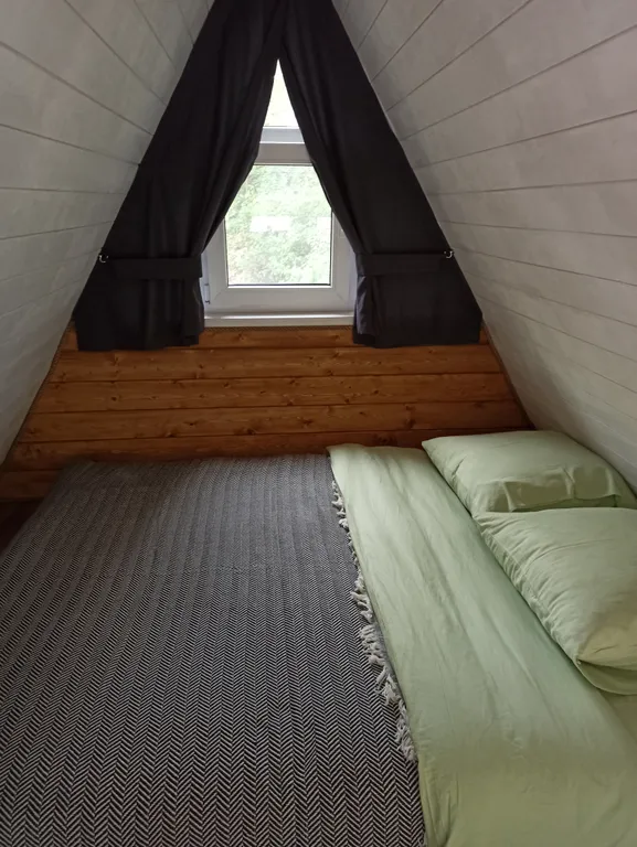 А-фрейм у реки Белой Адыгея