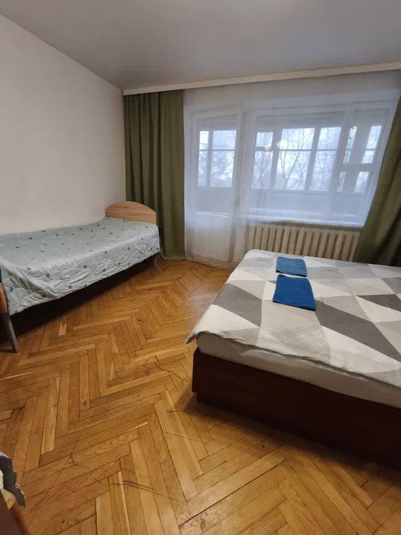 Четырёхместный семейный номер, ул.Веры Хоружей, Комаровский рынок