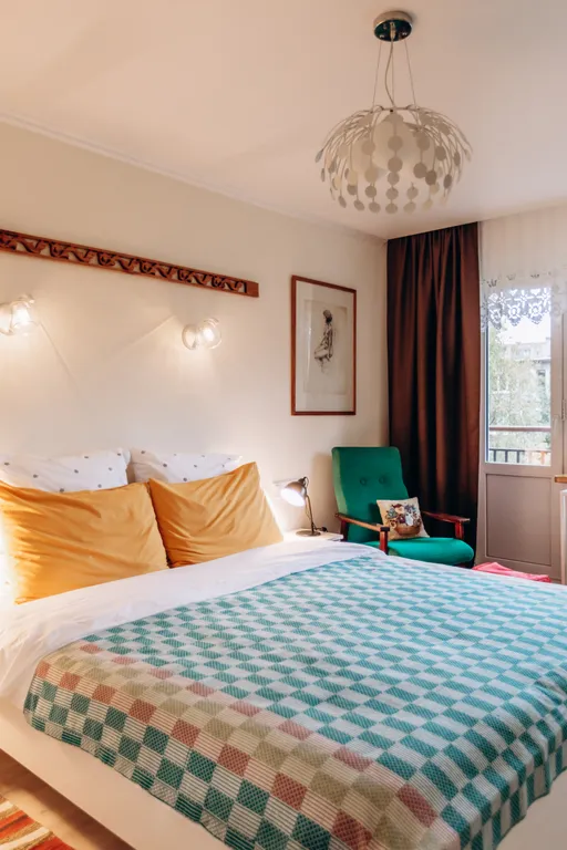 Квартира с атмосферой 80-х в центре города