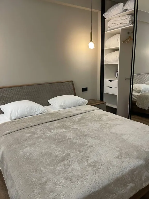 Новый апартамент с видом на казино и горы