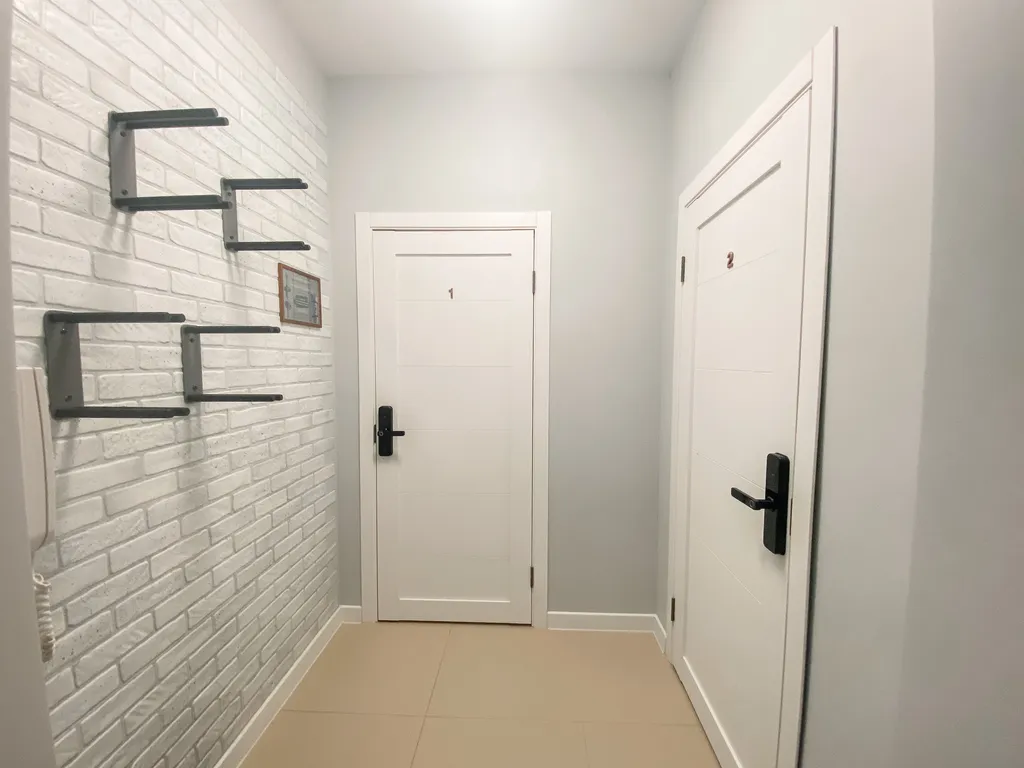 Просторная квартира с балконом вблизи подъемника