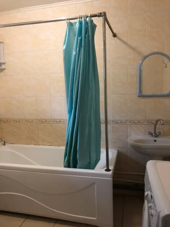 4-комнатная Квартира