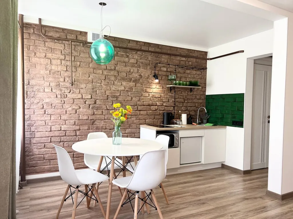 Студия Green рядом с замком от Mascaron Apartments