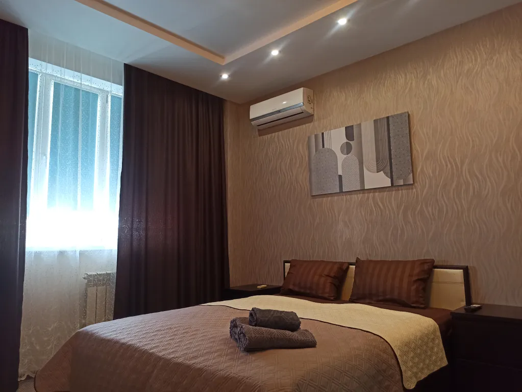 Шикарная 1-комнатная квартира с джакузи и гардеробной