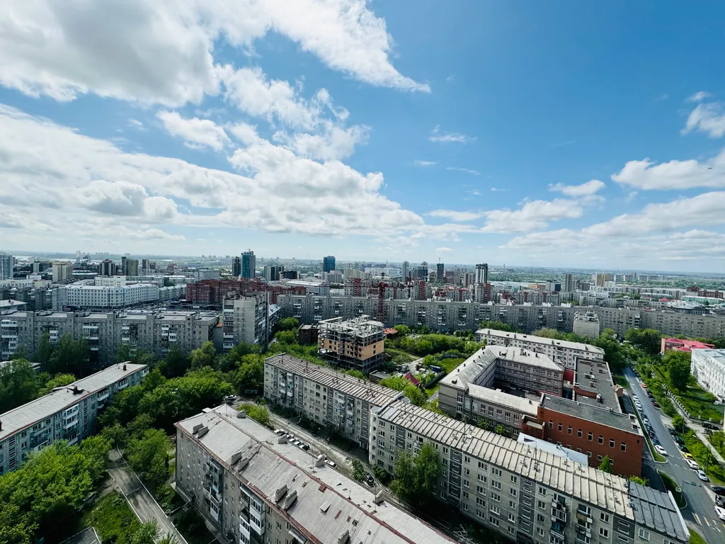 Квартира Квартира Loft в 50 метрах над землёй — Новосибирск
