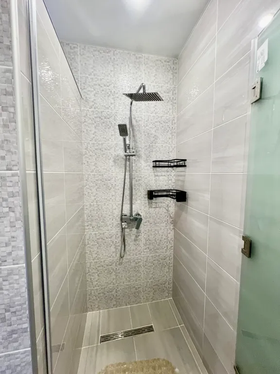 Двухэтажный коттедж с собственной территорией