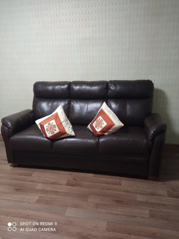 Центр у кремля рядом с 400 летним дубом. Есть отчетные документы.