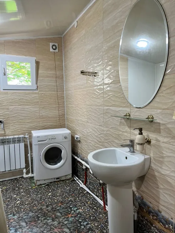 Дом Орешек на берегу Катуни