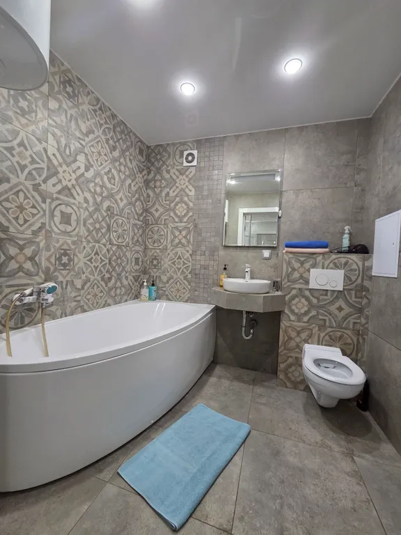 Уютная квартира в новом доме в самом центре города