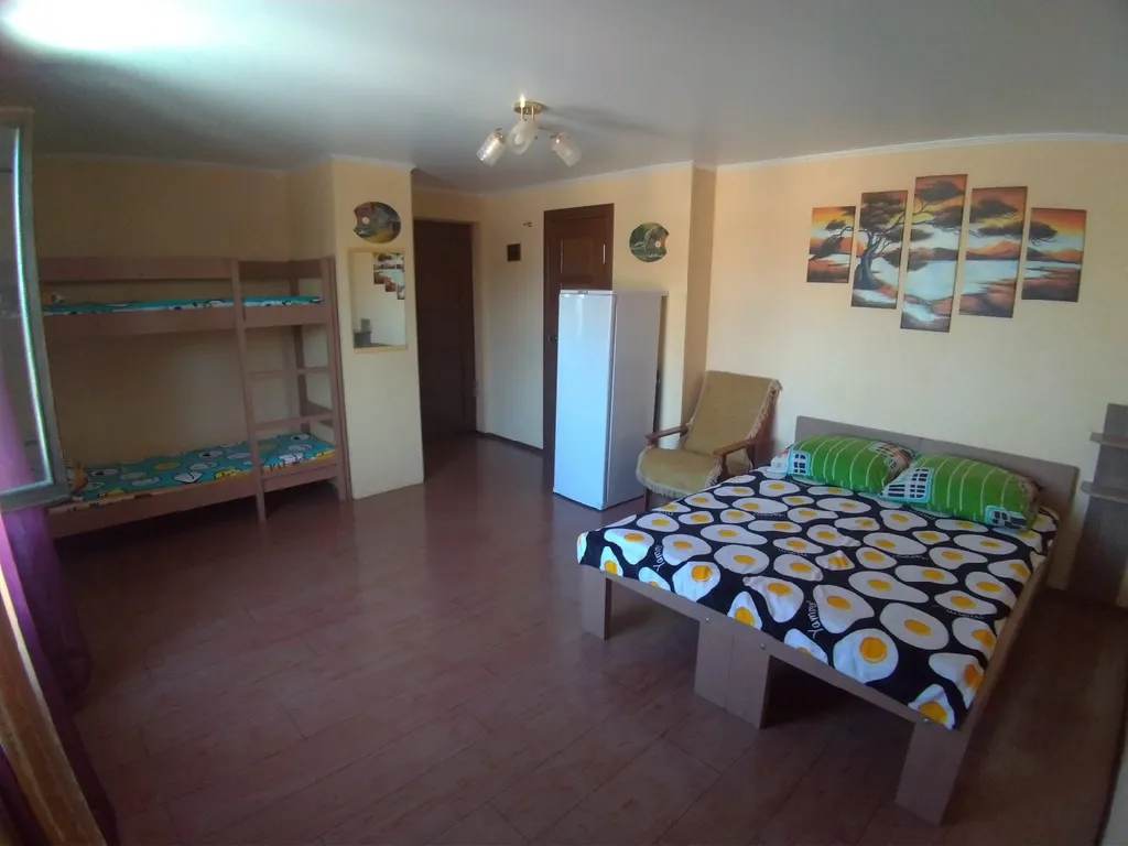 Квартира Комната в жилом доме — Ейск