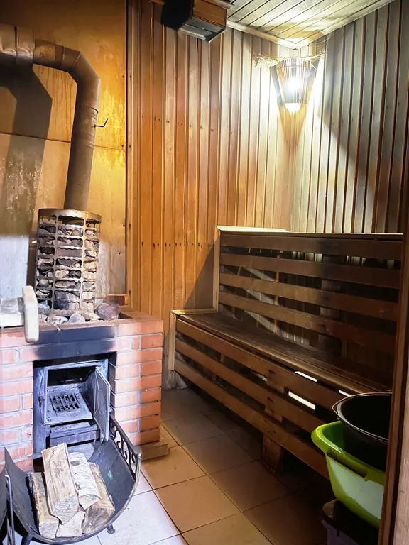 Уютный дом с баней