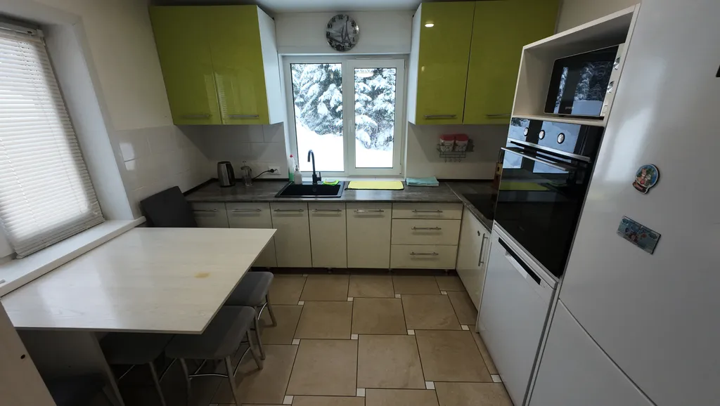 4-комнатный Дом