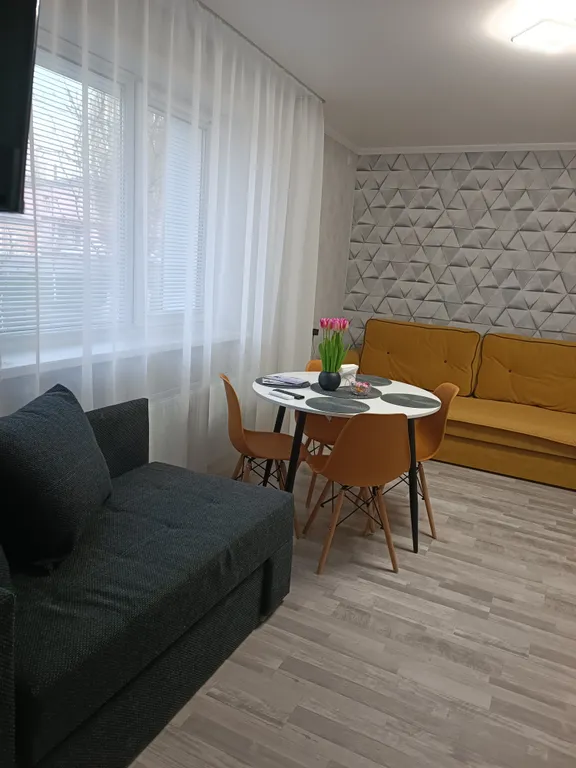 Уютная квартира в частном секторе, 100 метров от Федеральной трассы.