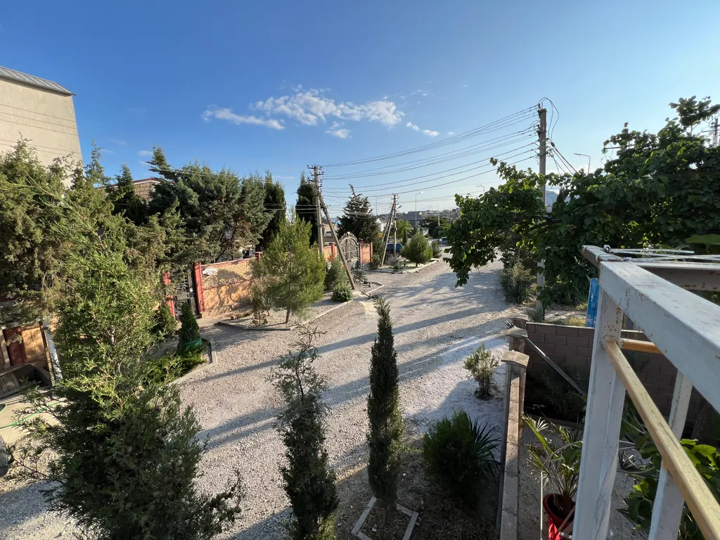 Двухкомнатный дом с кухней на 2 этаже