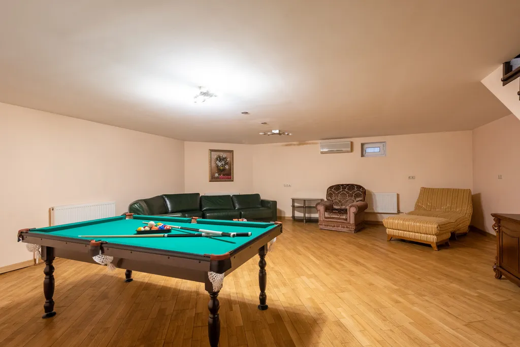 Коттедж Дом с бассейном и сауной — Горки-2