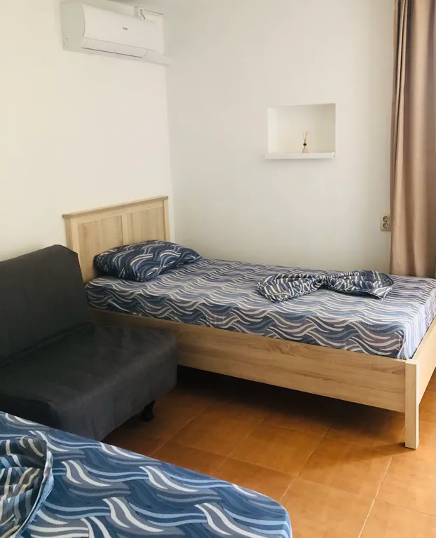 Квартира Комфортабельный номер с балконом — аренда посуточно в Лоо