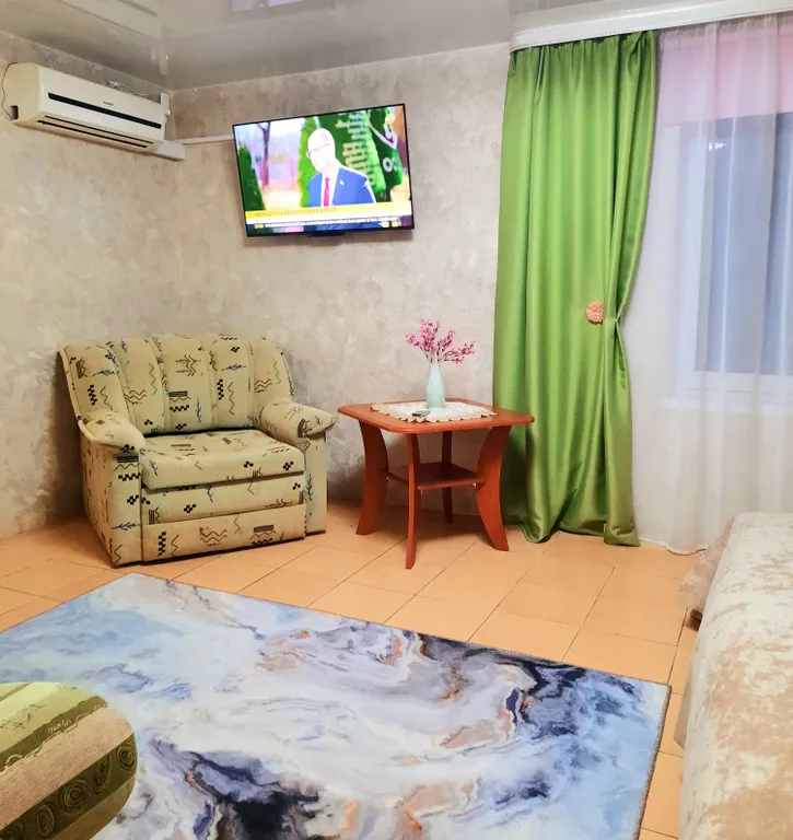 Квартира в одноэтажном доме, в центре