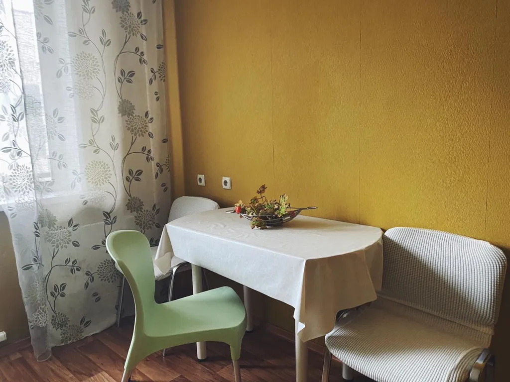 Квартира Уютная квартира напротив ТРЦ Планета — Красноярск