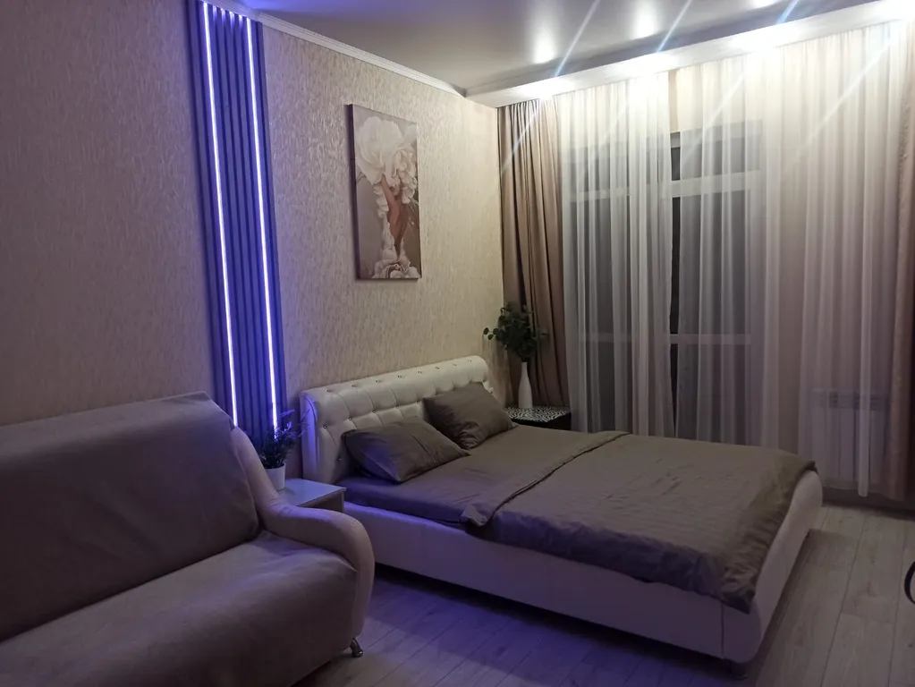 Современная 2-я большая квартира прямо на набережной с пляжем у дома