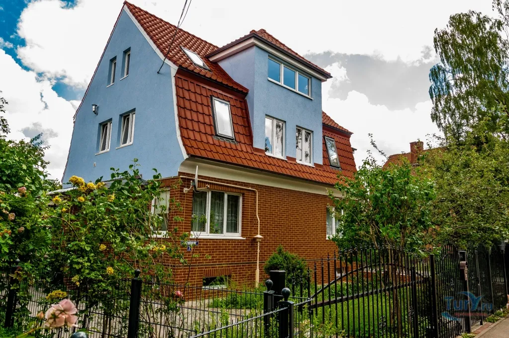 Небольшая уютная студия в центре