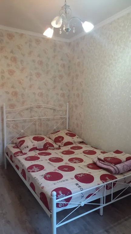 Уютная квартира с балконом рядом с морем и парком