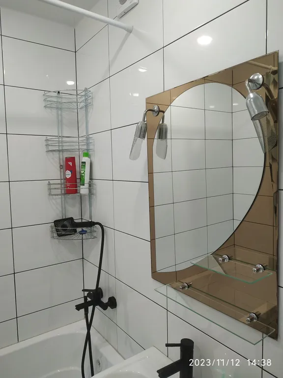 Квартира на набережной у бассейна Саратов, Кристалла