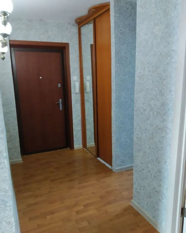 Квартира 2-комнатная Квартира — Тюмень