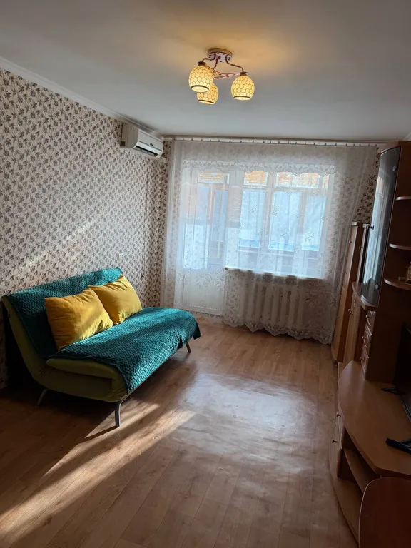 2-комнатная квартира рядом с клиникой и жд