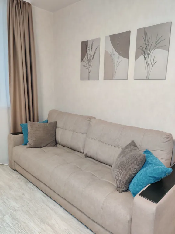 Красивая квартира в новом доме.Рядом ТЦ Сафари, Северный Народный Хор.