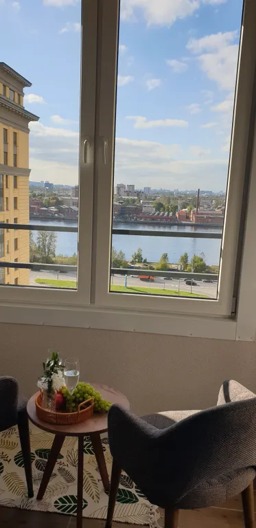 Квартира с видом на Неву