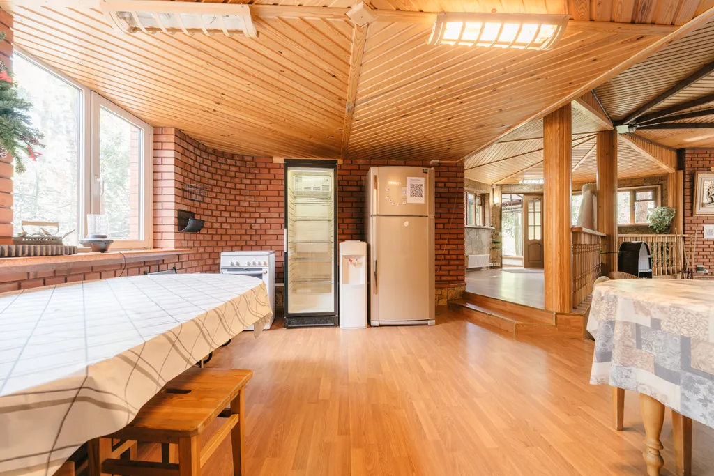 Дом с бильярдом для мероприятий и корпоративов