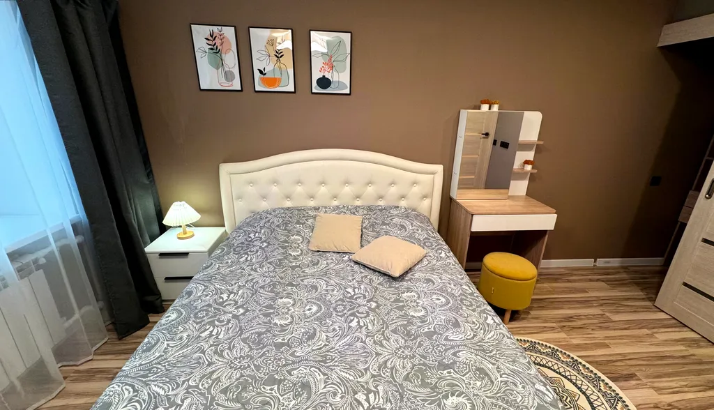 Центральная с видом на горы