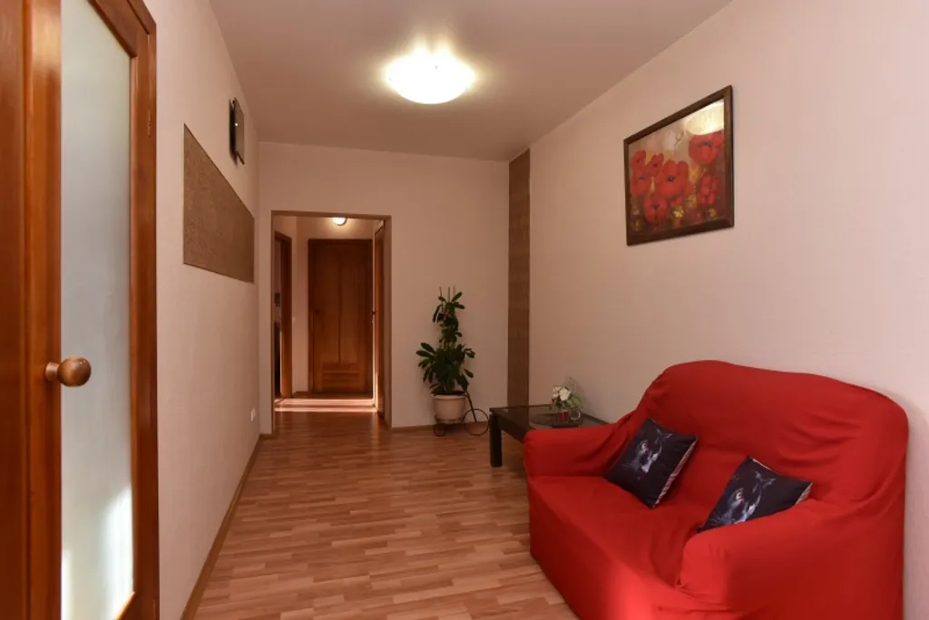 Улучшенный апартамент рядом с ТРЦ Алатырь, ст.Арена