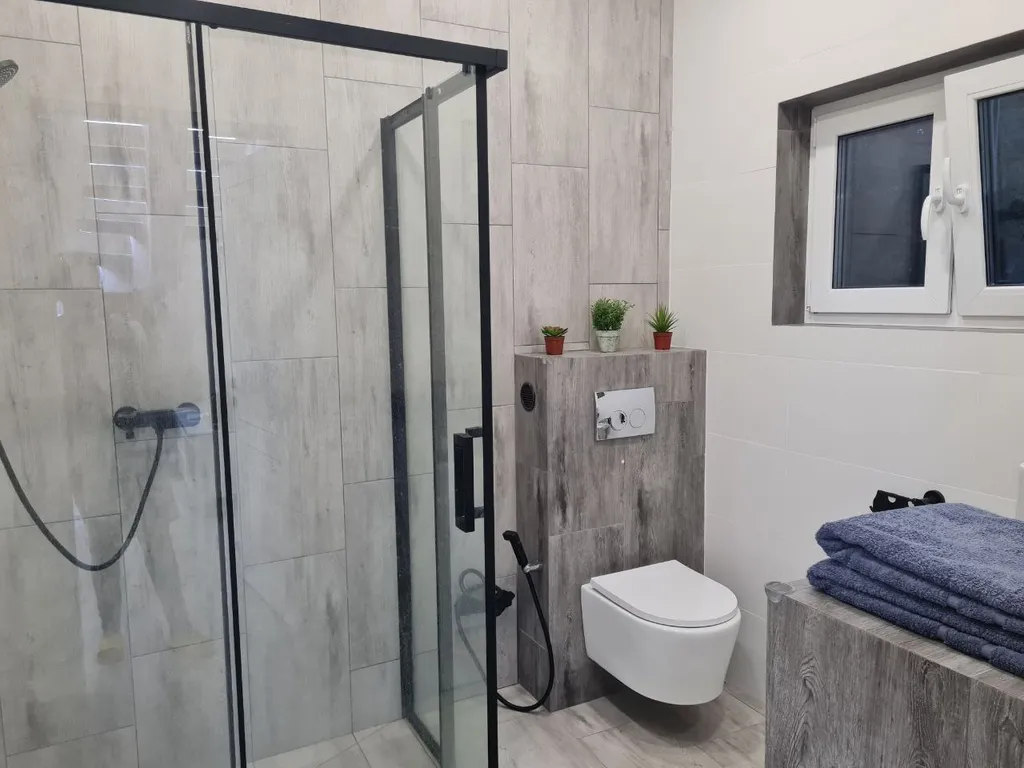 Коттедж Уютный гостевой дом — Лесное