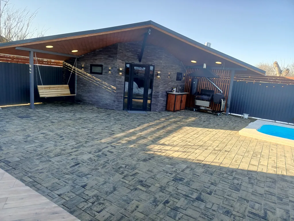 Комфортный отдых с горячим бассейном и баней на дровах