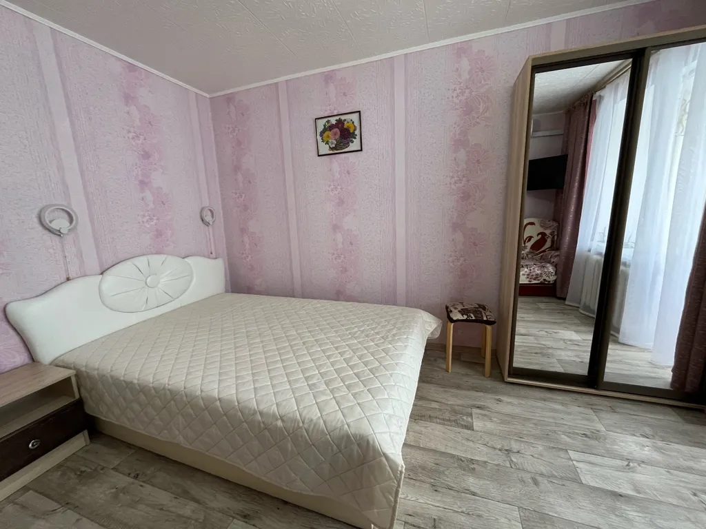 Комфортная квартира возле можжевеловой рощи