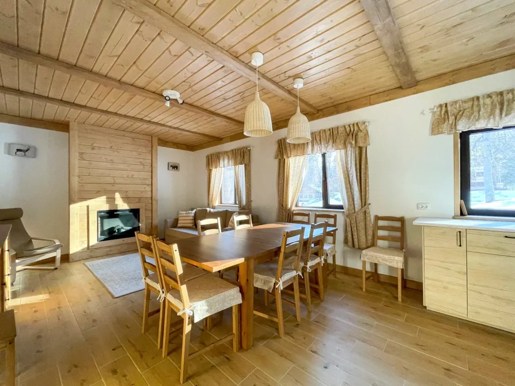 4-комнатный Дом