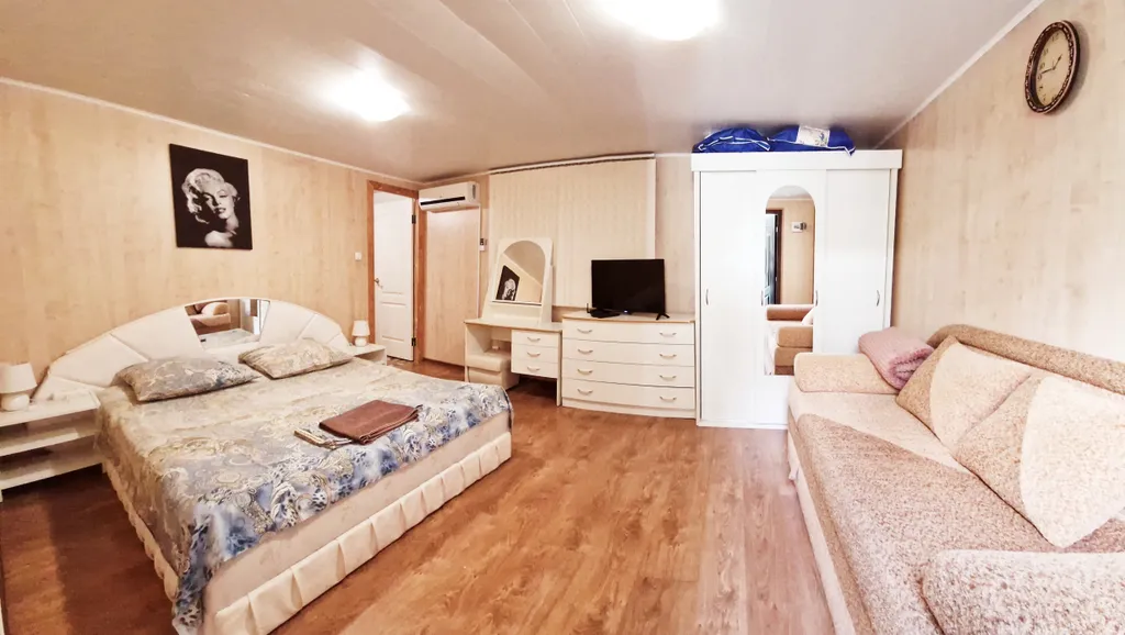 Трёхкомнатный дом с двориком