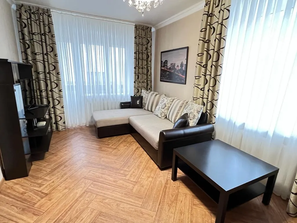 Уютная квартира в центре города — аренда посуточно в Сызрань